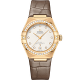 29 mm, yellow gold on leather strap