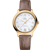 34 mm, yellow gold on leather strap