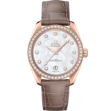 38 mm, Sedna™ gold on leather strap